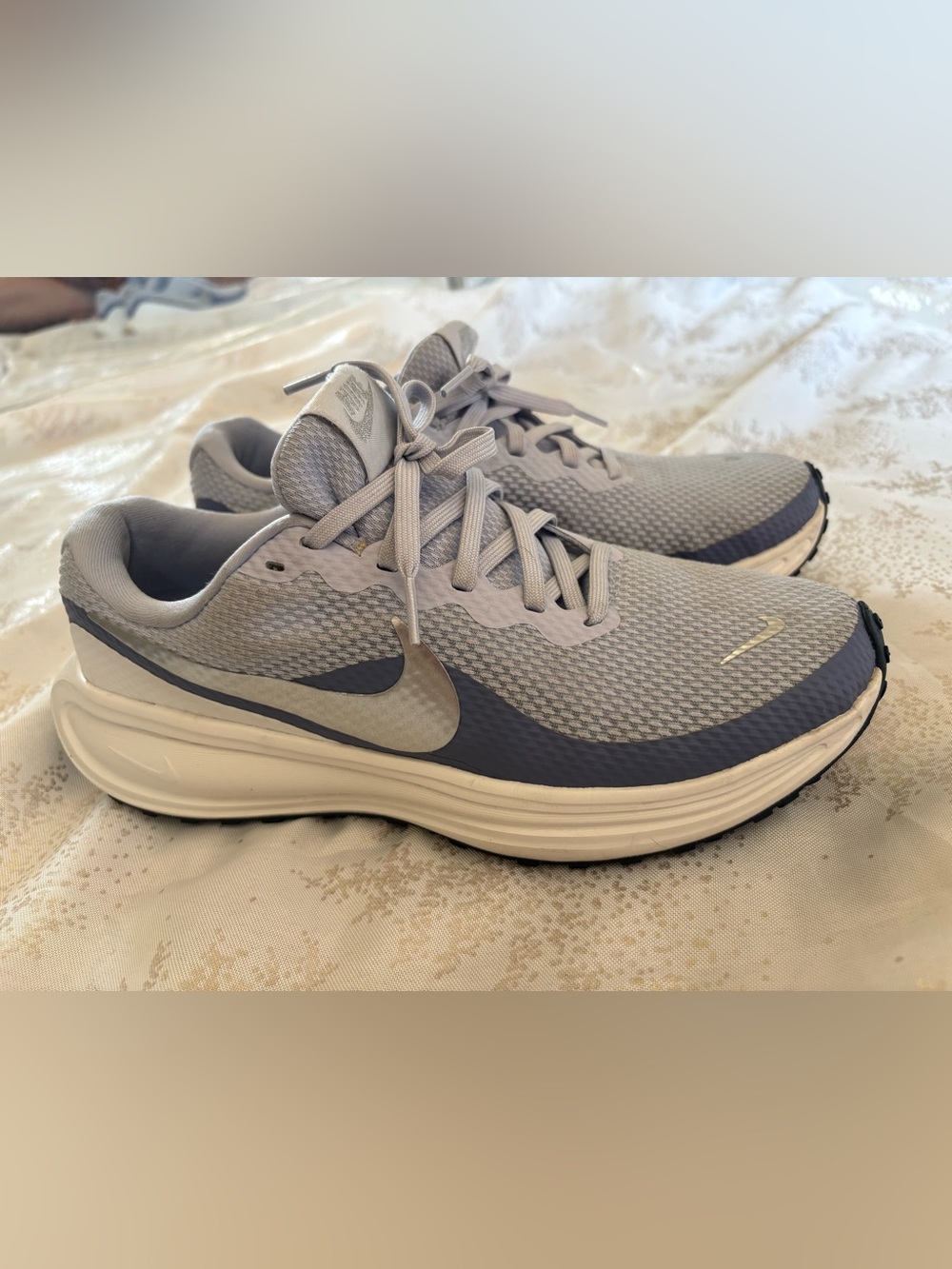 Nike Womens Athletic Running Shoes - Light Gray and Navy